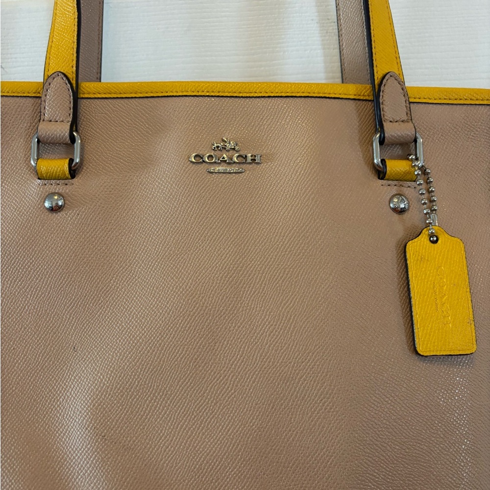 Coach City Tote C1757-F59855 Taupe & Yellow Tote Bag w Matching Wristlet - Picture 7 of 14